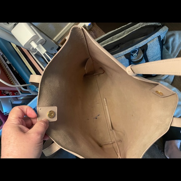 Authentic YSL tote - Picture 3 of 8